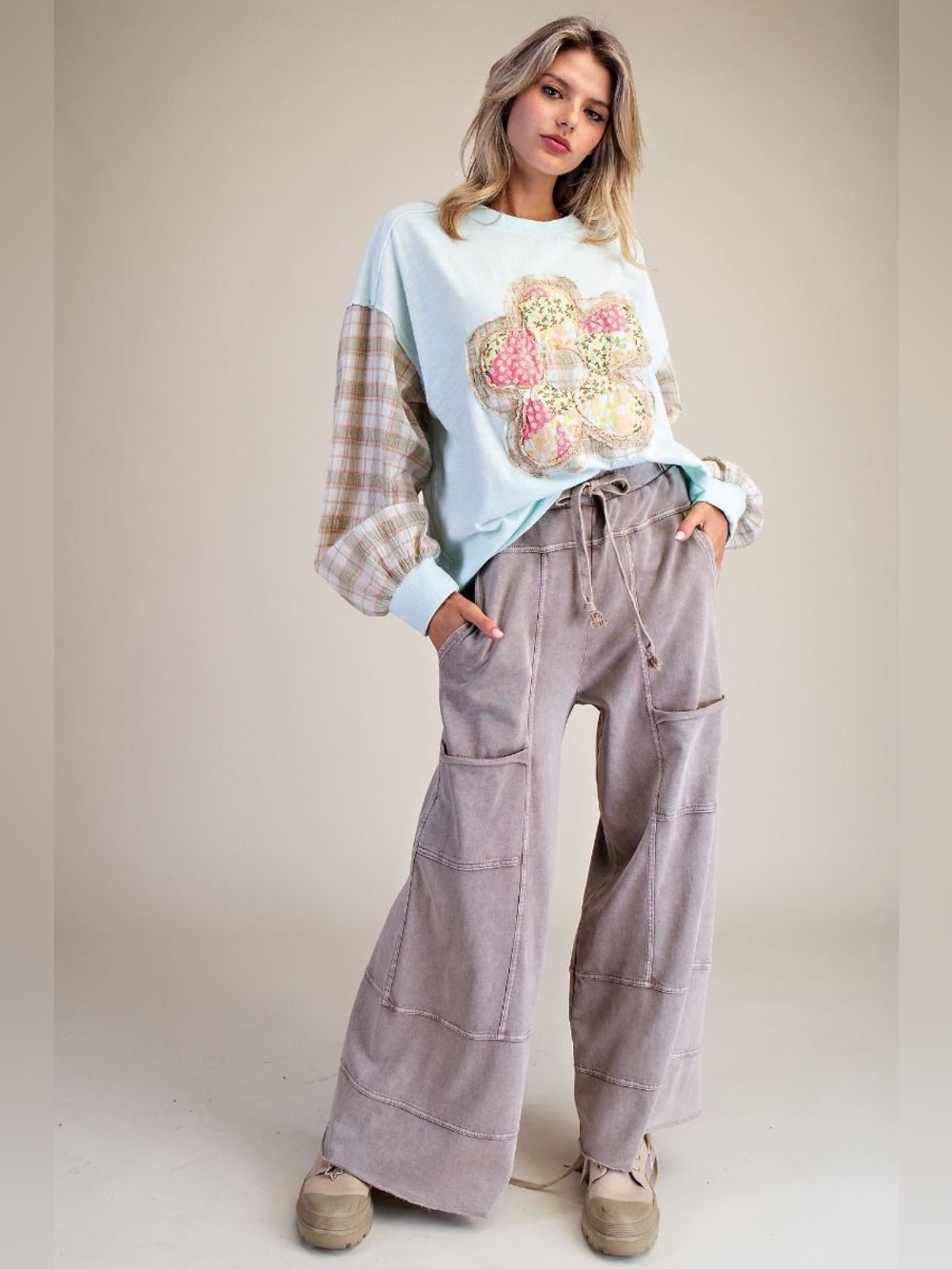Easel Lazy Days Mineral Washed Wide Leg Pants in Mushroom EB41308 - Picture 2 of 5